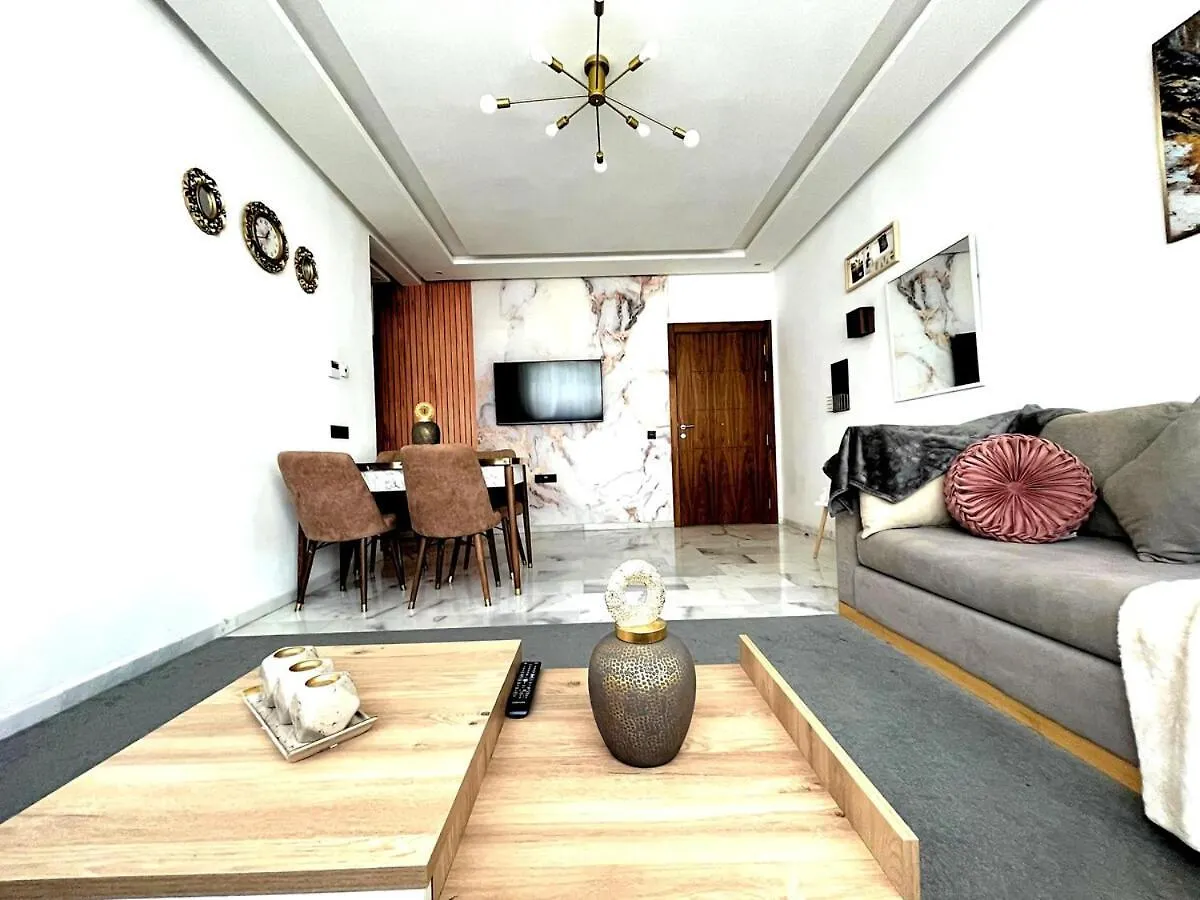 Cosy Central Beach Home Swimming Pool Агадир